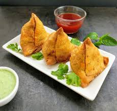 Samosa indian curry puff with potato